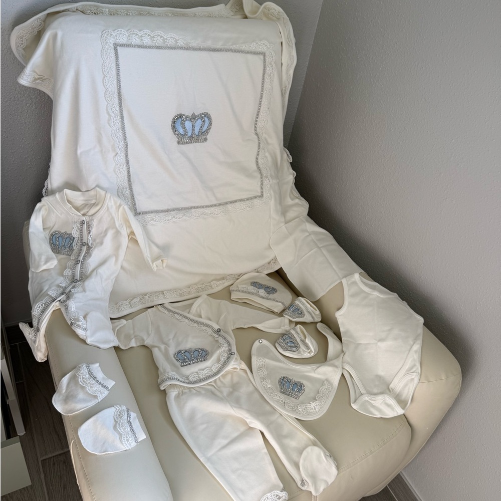 Plush Blue and White Loungewear with Crown Accent